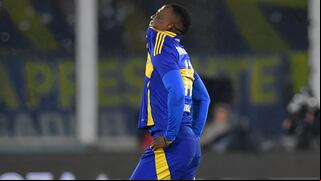 De los elogios a las duras críticas: Luis Advíncula y las razones detrás de su mal momento en Boca