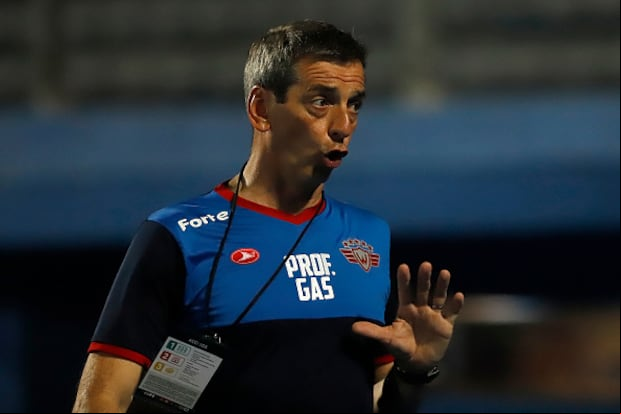 Cristian Díaz también ha dirigido en el fútbol de Bolivia.