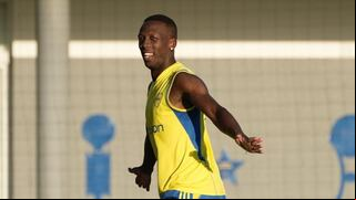 Luis Advíncula volvió a las prácticas de Boca: ¿será titular en el superclásico ante River?
