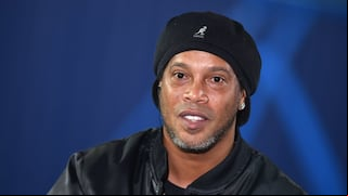 ¡No es Messi ni Maradona! Ronaldinho eligió al mejor futbolista de la historia: “Era una máquina”