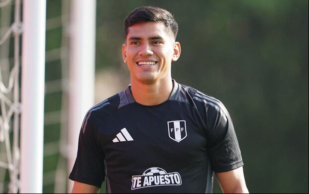 José Rivera apunta a titular ante Paraguay. (La Bicolor)