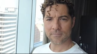 “Yo sé que tú ya no te acuerdas de mí”: David Bisbal y el sentimental encuentro junto a su padre con Alzheimer