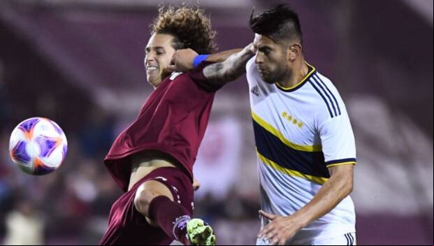 Carlos Zambrano enfrentó a Lanús cuando estuvo en Boca Juniors. (Foto: Getty Images)
