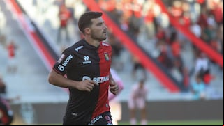 ¡Top 10 de la historia de goleadores! Bernardo Cuesta y un nuevo récord en Perú