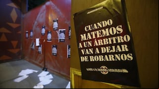 No a la violencia: pegan afiches de amenaza de muerte contra árbitros en puerta de la Videna