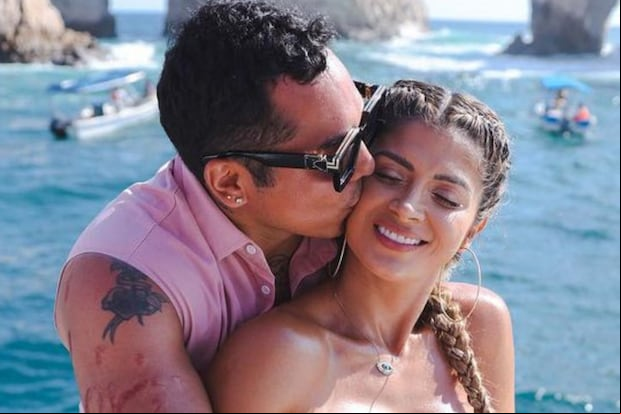 Kimberly Flores se casó con Edwin Luna el 27 de julio del 2019 en la catedral de Monterrey (Foto: Kimberly Flores / Instagram)