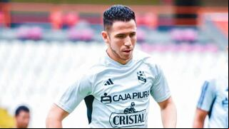Ugarriza sobre su temporada en Cristal: “Las lesiones me abrazaron todo el año”