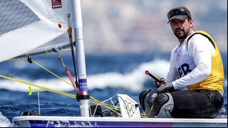 ¡Competirá por una medalla! Stefano Peschiera clasificó a la regata final en París 2024