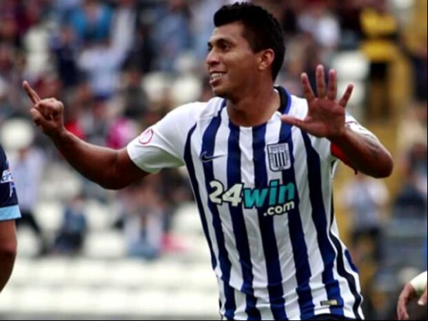 Rinaldo Cruzado en Alianza Lima. (Alianza Lima/Facebook)