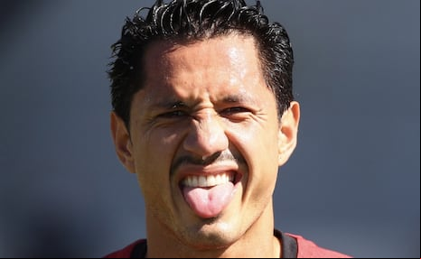 Gianluca Lapadula sin ascenso en Italia: qué se sabe de su futuro y por qué la Liga 1 es opción