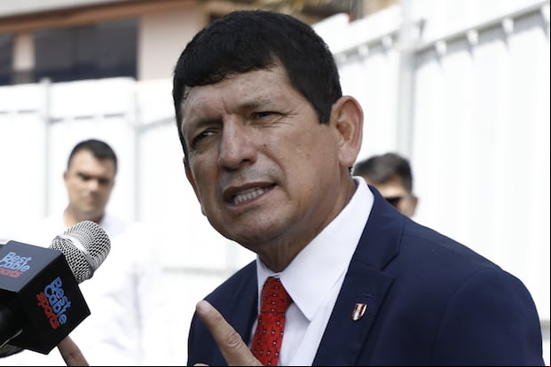 Agustín Lozano y otros dirigentes del fútbol peruano son investigados por caso 'Los Galácticos'. (Foto: Difusión)
