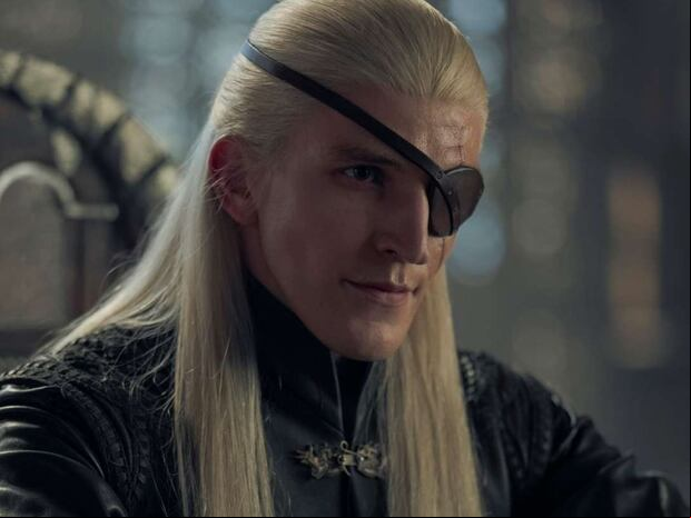 La segunda temporada de "House of the Dragon" se despide con este capítulo. En la imagen, Ewan Mitchell como Aemond Targaryen en una escena (Foto: HBO)