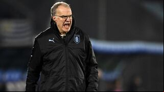 ¡El reclamo de Bielsa! DT de Uruguay inconforme con su centro de entrenamiento