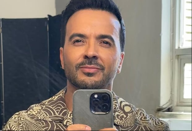 El cantante estuvo promocionando su canción "Pasa la página" en redes sociales (Foto: Luis Fonsi / Instagram)