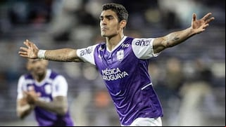 Alfonso Barco llegó a Lima para tramitar su visa: “Tengo ilusión de ser considerado en la Selección”