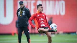 “Sin club y saliendo de una lesión”: reacción de la prensa chilena a la inclusión de Christian Cueva