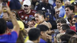 Ante posible sanción: Liverpool hablará con Darwin Núñez tras pelea en el estadio
