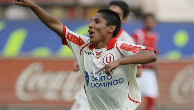 Raúl Ruidíaz debutó en Universitario en el 2008. (Foto: IMAGO)