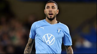 ¿Nuevos aires? Sergio Peña dejaría el Malmö para pelear la Europa League con otro equipo