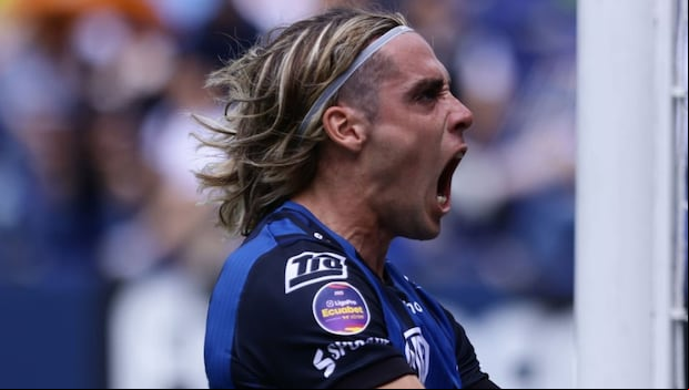 Claudio Spinelli le marcó a Universitario en el Estadio Monumental. (Foto: Getty Images)