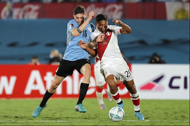 Perú y Uruguay se ven las caras el viernes 11 de octubre por la fecha 9 de las Eliminatorias al Mundial 2022. (Foto: Getty Images)