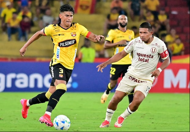 Universitario derrotó a Barcelona SC de visita en la fecha 2 del Grupo B. (Foto: AFP)