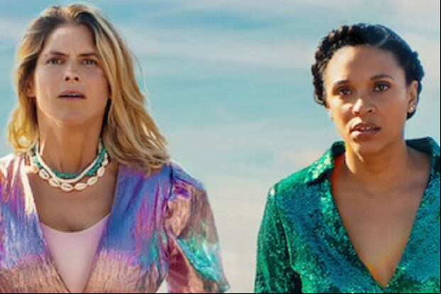 Alice Taglioni como Léo y Stéfi Celma como Mélanie en la película sa "Las chicas de Niza" (Foto: Netflix)