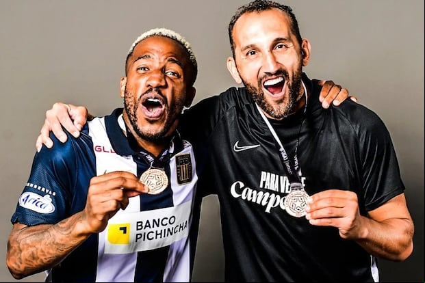 Hernán Barcos y Jefferson Farfán fueron bicampeones con Alianza Lima. (Foto: Alianza Lima)