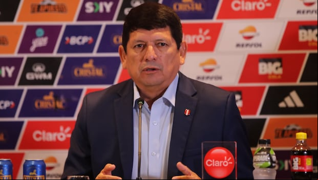 Agustín Lozano estuvo en la presentación de Óscar Ibáñez. (Foto: Giancarlo Ávila / GEC)