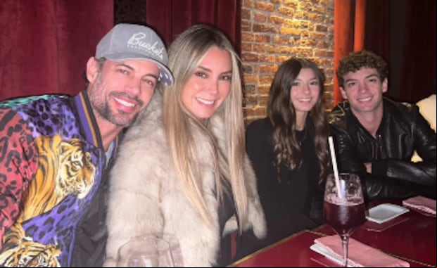 William Levy y Elizabeth Gutiérrez junto a sus hijos (Foto: Elizabeth Gutiérrez / Instagram)