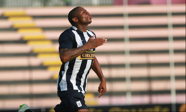 Roberto Guizasola celebrando su gol con Alianza Lima. (Foto: Diego Toledo)