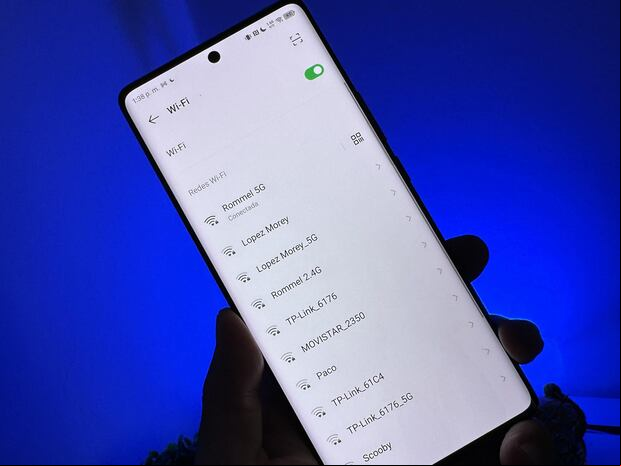 ANDROID | Los íconos de las flechas para arriba y para abajo también se muestran cuando estás con tus datos. (Foto: Depor - Rommel Yupanqui)