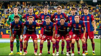 Suplentes y señalados: la situación de cinco de los seis fichajes del FC Barcelona