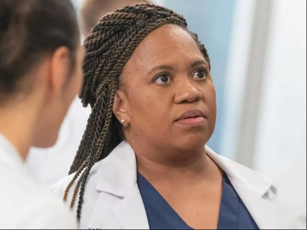 Chandra Wilson como la Dra. Miranda Bailey en la temporada 20 de la serie "Grey's Anatomy" (Foto: ABC)