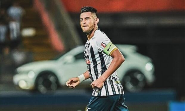 Carlos Zambrano fue capitán y el líder de la defensa de Alianza Lima ante Fluminense. (Foto: Alianza Lima)