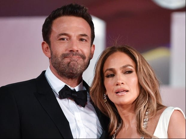 Jennifer Lopez y Ben Affleck estarían atravesando por una fuerte crisis matrimonial que podría llevarlos a divorciarse (Foto: AFP)