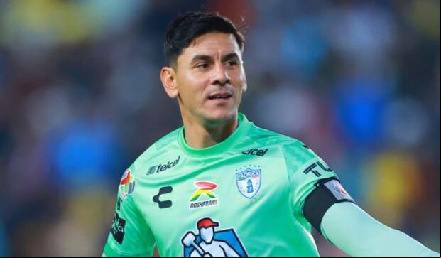 Óscar Ustari es agente libre tras rescindir su contrato con Pachuca en julio de este año. (Foto: Getty Images)