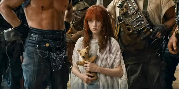 Una aún pequeña Furiosa comenzaba a aprender acerca de todo lo que había a su alrededor (Foto: Warner Bros. Pictures)