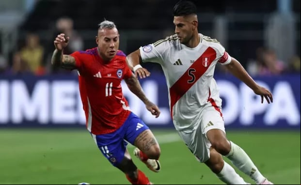 Perú y Chile jugarán el 'Clásico del Pacífico' por la fecha 11 de las Eliminatorias Sudamericanas. (Foto: AFP)