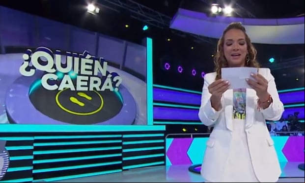 Adamari López se atrevió a leer la carta en plena transmisión (Foto: ¿Quién caerá? / Instagram)