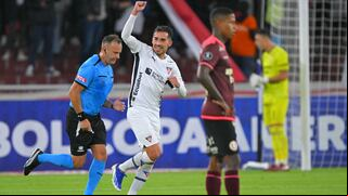 Universitario pide a Conmebol que sancione canticos homofóbicos de hinchas de LDU de Quito