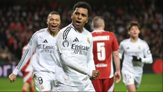 Real Madrid logró vencer de forma justa por 3-0 al Brest con doblete de Rodrygo, clasificando a los play off de la UEFA Champions League. (Foto: AFP)