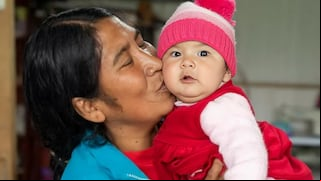 Imágenes de Día de la Madre: frases y postales para enviar a mamá con amor