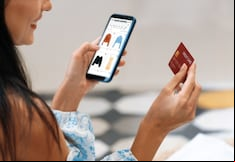 7 de cada 10 peruanos emplea sus celulares para compras durante campañas navideñas