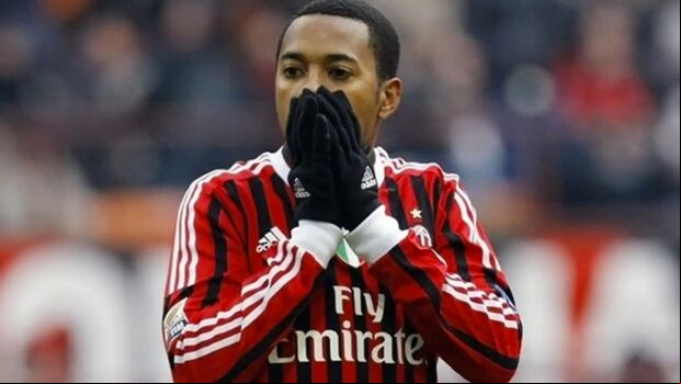 Robinho cuando jugaba en el AC Milan de Italia (Foto: Reuters).