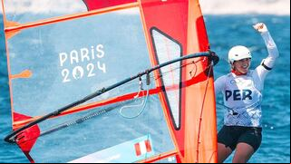 ¡Orgullo nacional! María Belén Bazo fue tercera en semifinal de windsurf y ganó diploma para Perú