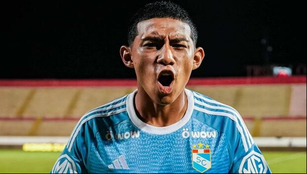 Maxloren Castro debutó profesionalmente de la mano de Enderson Moreira. (Foto: Sporting Cristal)