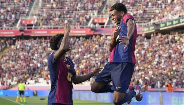 Yamal juega su tercera temporada profesional con el Barcelona. (Foto: EFE)