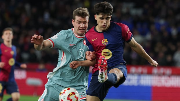 Atlético de Madrid y FC Barcelona definen su pase a la final de la Copa del Rey en un duelo lleno de emoción. El partido de vuelta se juega este 2 de abril en el Riyadh Air Metropolitano. (Foto: AFP)