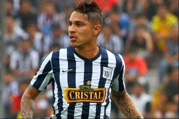 Paolo Guerrero firma con Alianza Lima hasta la temporada 2025. (Foto: GEC)